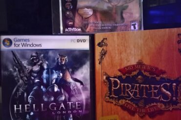Some nice little weekend finds at goodwill