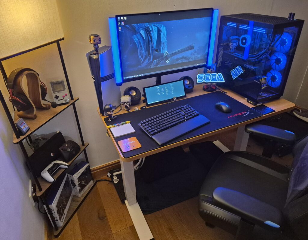 My corner battlestation