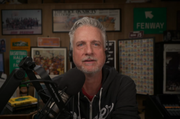 Massachusetts Gaming Commission reportedly 'reviewing' Bill Simmons for potential proxy betting