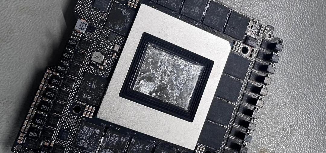 My 5090 has been shunt modded and running liquid metal for 1.5 years. We're opening it up soon, what should we check?My 5090 has been shunt modded and running liquid metal for 1.5 years. We're opening it up soon, what should we check?